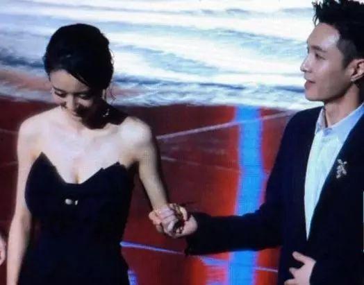 娱乐圈吃瓜直播间张艺兴