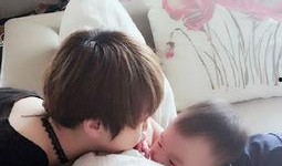 谢楠爆料儿子演戏视频,萌态可掬引网友热议