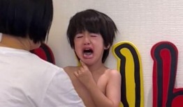 谢楠爆料儿子演戏视频,萌态可掬引网友热议